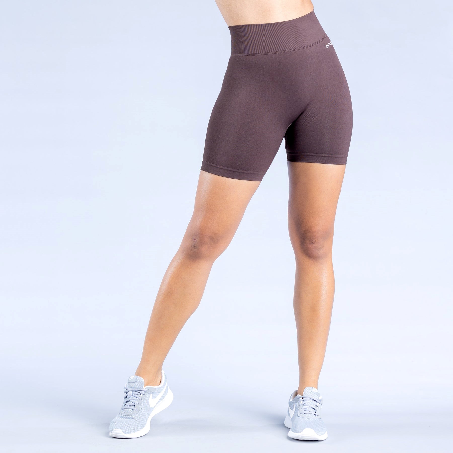 DFYNE Dynamic Shorts 4.5' Choklad Bruna | 627580MIT